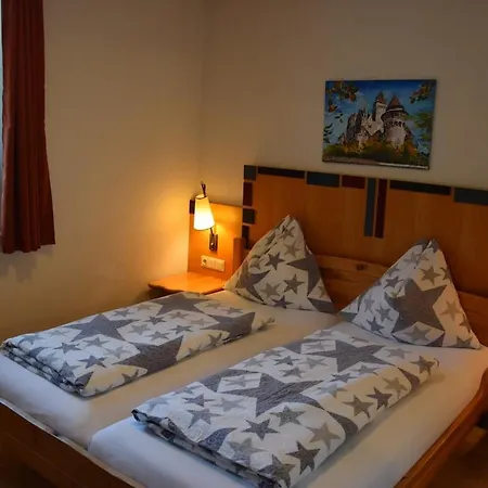 Tiotrag Apartment