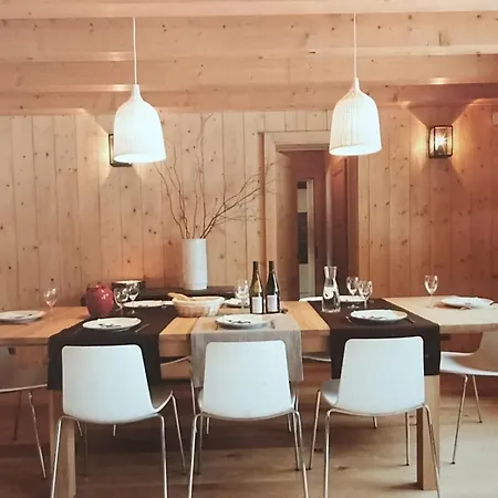 Tiotrag Apartment