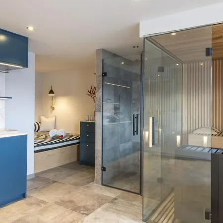 Apartment Tiotrag